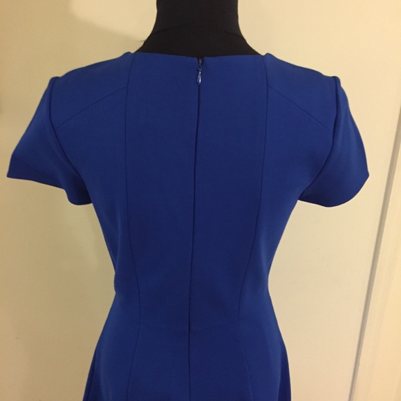 HALSTON HERITAGE Ponte Fit-And-Flare Dress (8) NWT - Picture 4 of 8